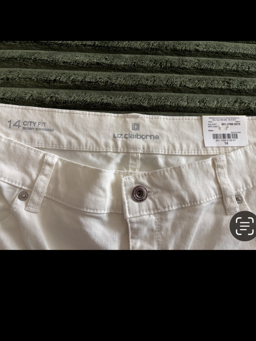 iz Claiborne City Fit White Cropped Jeans Size 14 Cuffed Stretch NWT $48 Retail